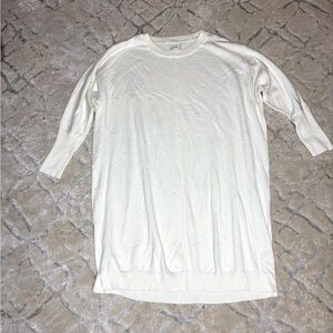 Wonderly Cream Lightweight Sweater Dress or Tunic Size Small- Oversized fit.